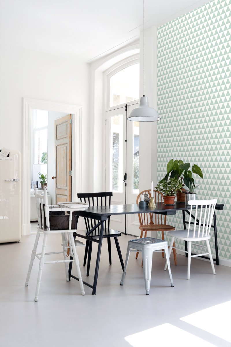 ESTAhome tapet trianglar - mintgrönt - Hemmavid.se