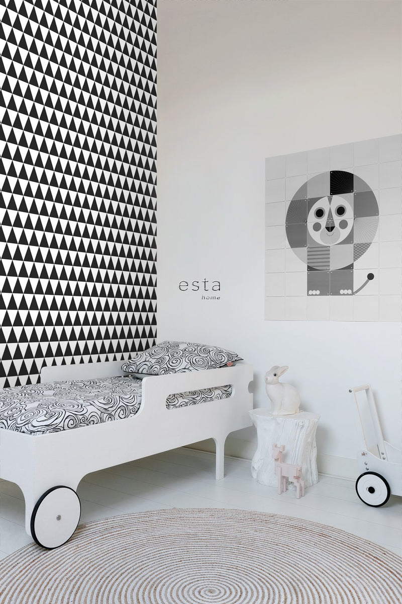 ESTAhome tapet trianglar - svart och matt vitt - Hemmavid.se