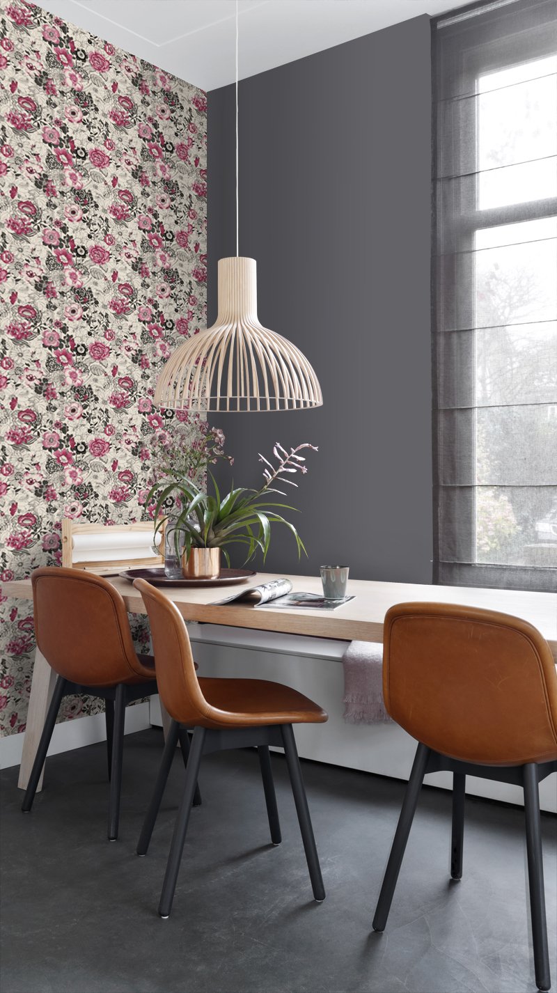ESTAhome tapet blommor - mörkrött och beige - Hemmavid.se