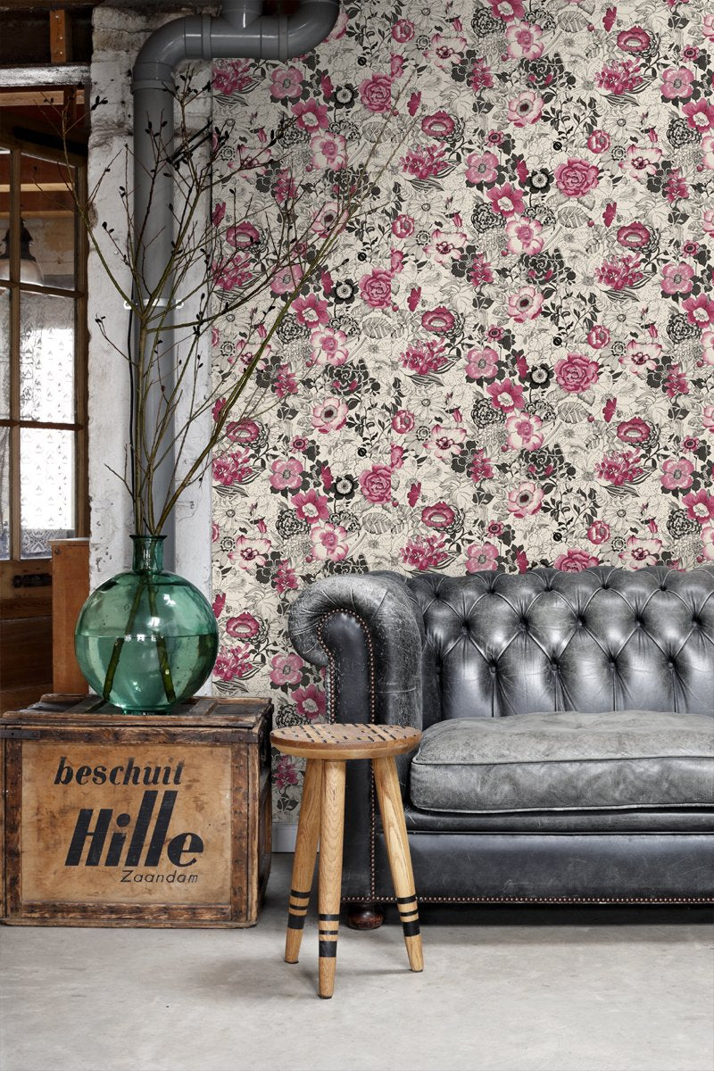 ESTAhome tapet blommor - mörkrött och beige - Hemmavid.se