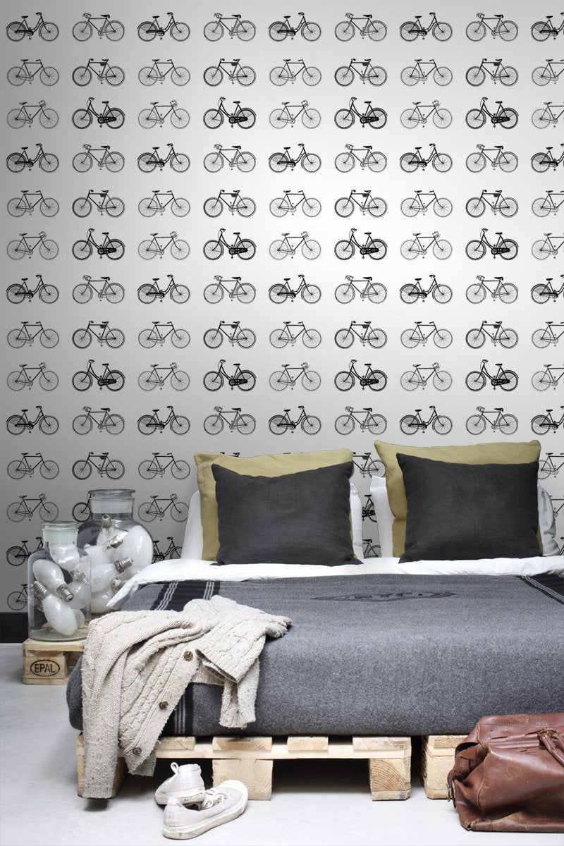 ESTAhome tapet cyklar - vitt och svart - Hemmavid.se