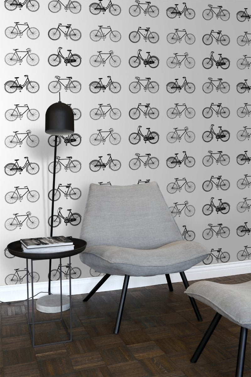 ESTAhome tapet cyklar - vitt och svart - Hemmavid.se