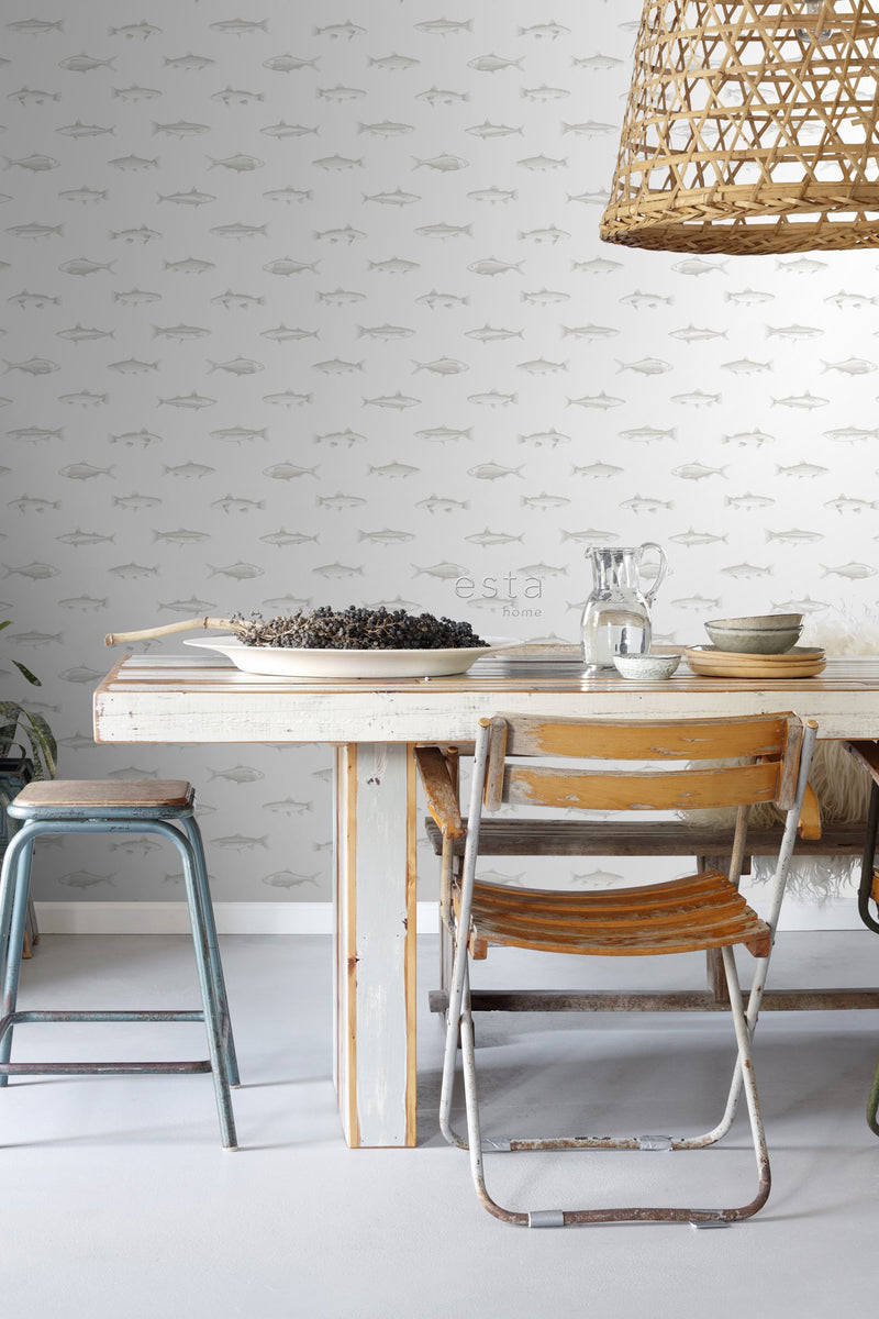 ESTAhome tapet teknad fisk - vitt och silver - Hemmavid.se
